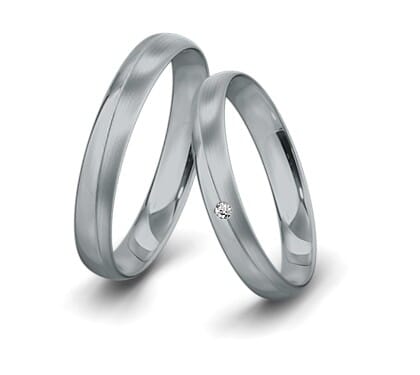 Trauringe-500-Palladium-Profil-C-mit-Diamant-diagonal-fuge