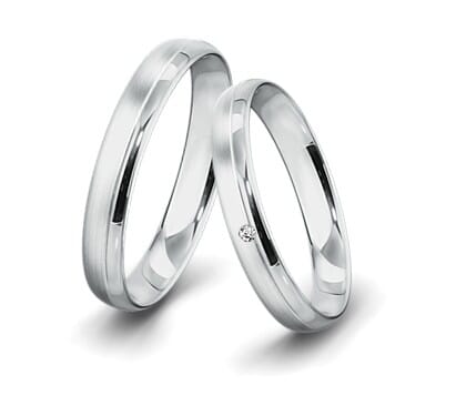 Trauringe-Platin-Profil-C-mit-Diamant-und-Fuge