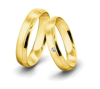 Trauringe-Gelbgold-5mm-Fuge-mit-Stein-matt-poliert